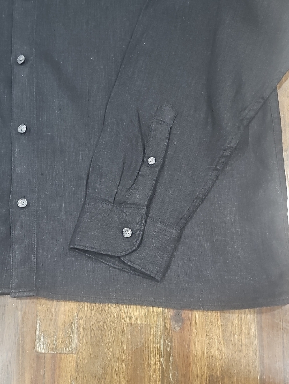 Abercrombie & Fitch Black Button-Down Linen Shirt - Picture 3 of 3